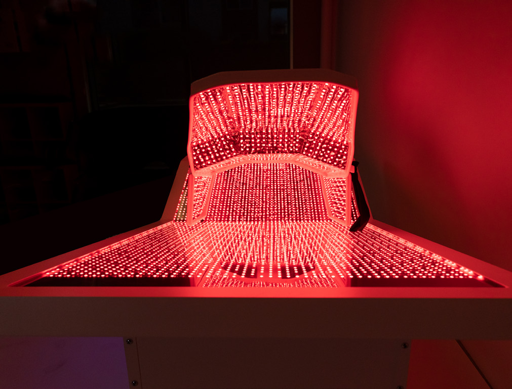 OvationULT Red Light Therapy Bed